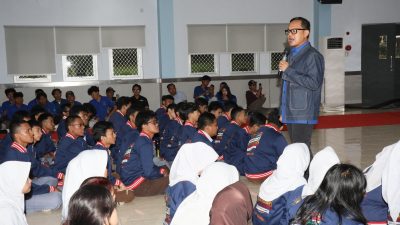 Di Kongres Blok Pelajar Politik Merdeka, Bima Bilang Jangan Bingung Jadi Pemuda