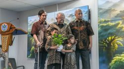 96 Tahun Prof Emil Salim, Legenda Lingkungan Hidup yang Tetap Menginspirasi