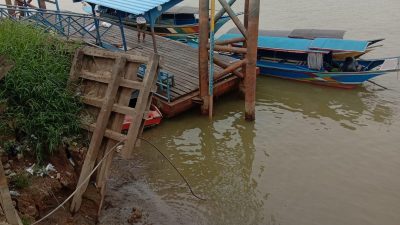Akibat Kemarau Sungai Mahakam Surut 